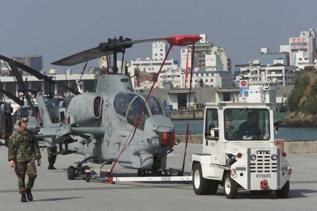 Image: U.S. Marines AH-1W Super Cobra