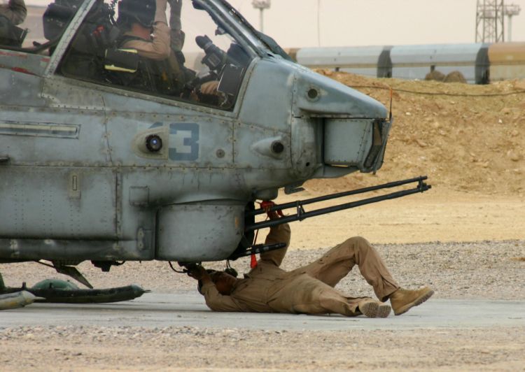 Image: AH-1W Super Cobra Helicopter