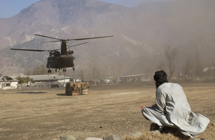 Image: U.S. Army CH-47 Chinook Helicopter