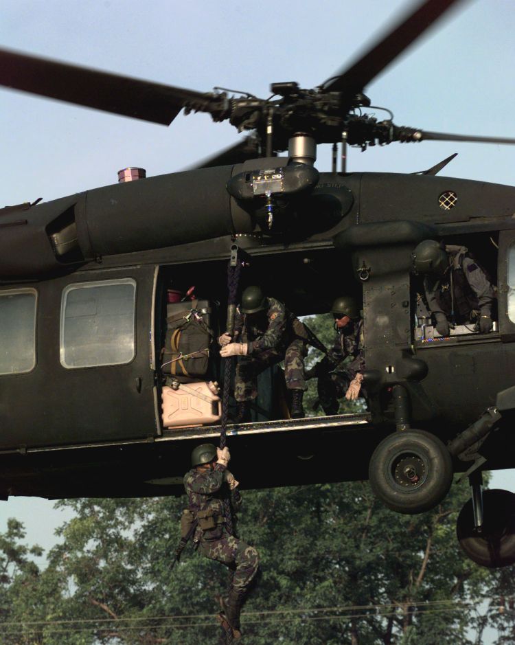 Image: Royal Thai Special Forces fast-rope from a UH-60 Blackhawk Helicopter.