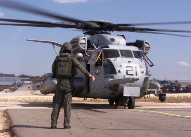 Image: U.S. Marines CH-53 Sea Stallion Helicopter